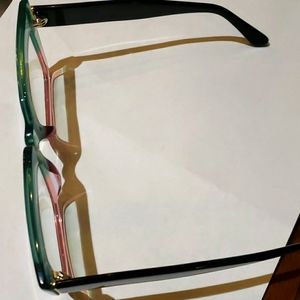 Blue-light blocking glasses